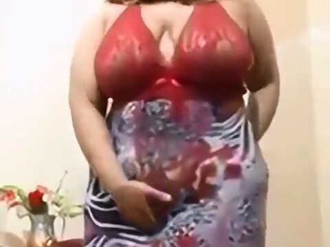 سكس سعودية مربربة تقول تبي تنيك كسي وطيزي